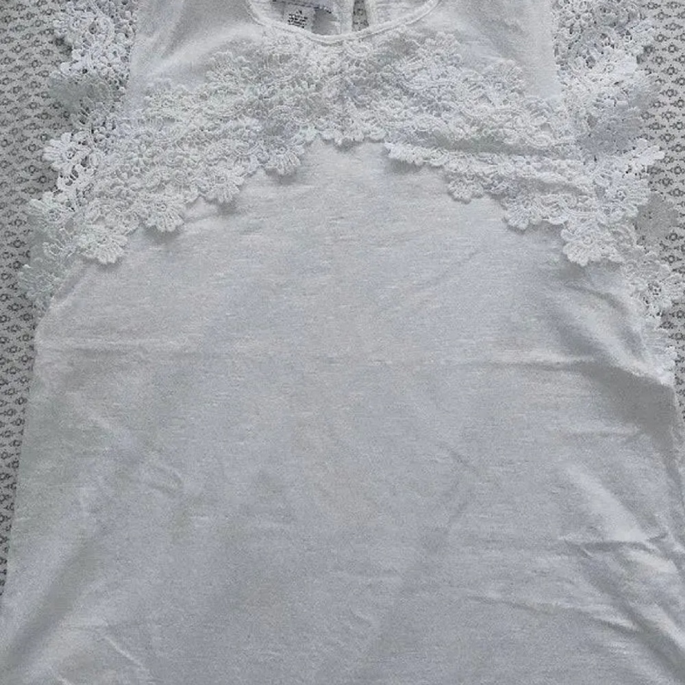 Liz Claiborne Lace Top - Women | Color: White | Size: L